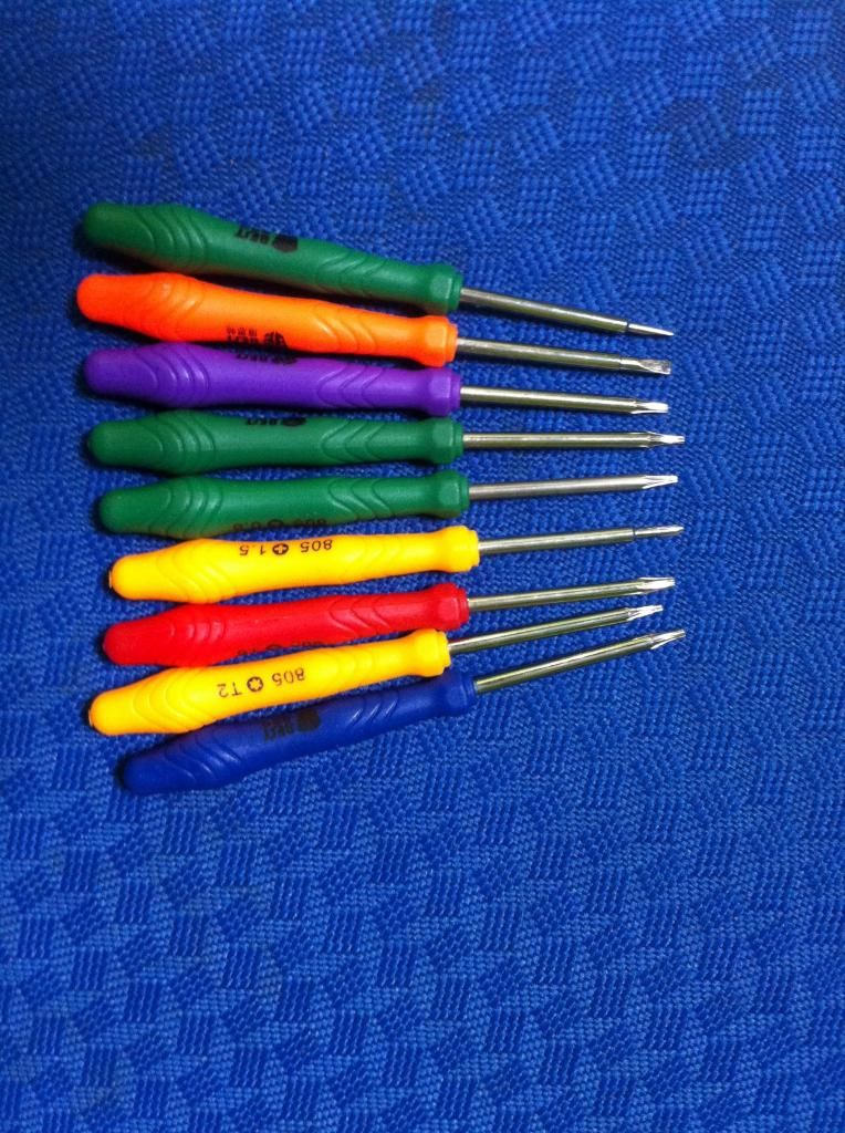 http://i44.photobucket.com/albums/f10/curtisbcm/9pcs_tools_zps2caa725a.jpeg