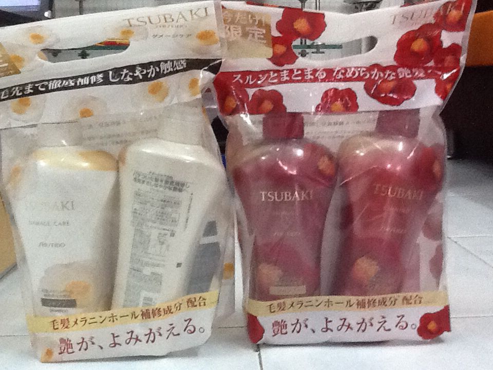 Cần bán dầu gội shiseido tsubaki 550ml sách tay của nhật ....