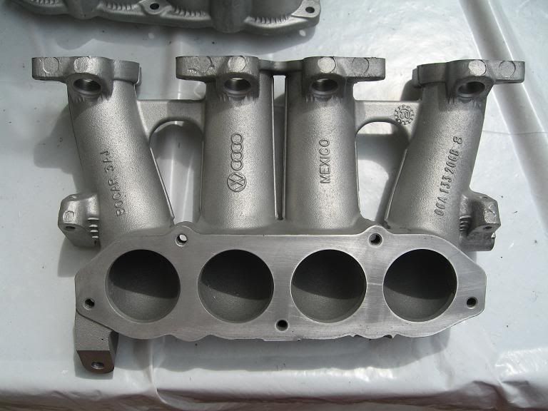 *Brand new mk4 2.0 intake manifold and all the accesories. * VW