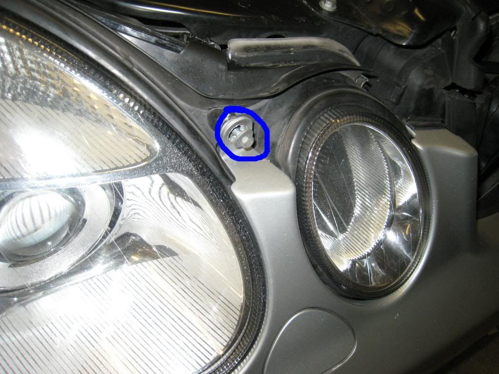 Mercedes headlight removal #4