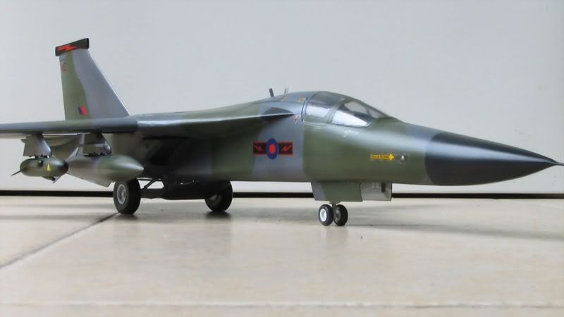 F-1114045.jpg