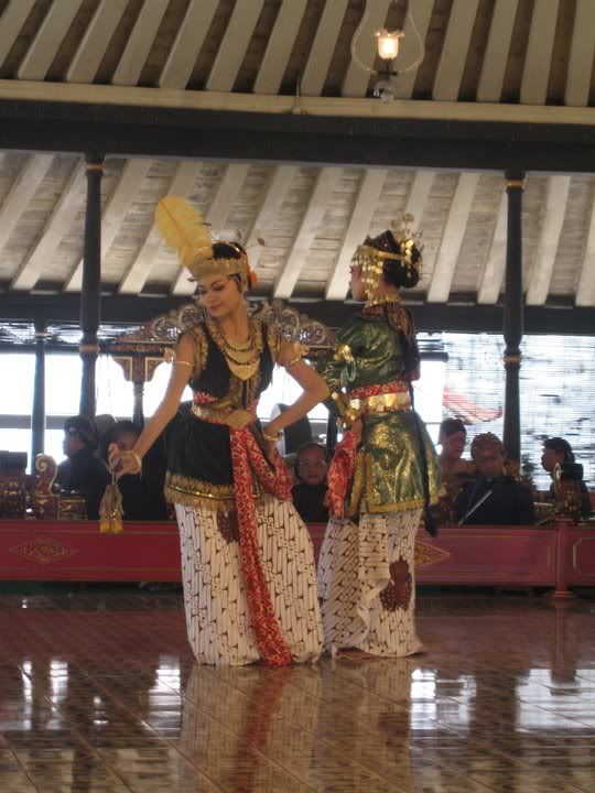 Javanese dance
