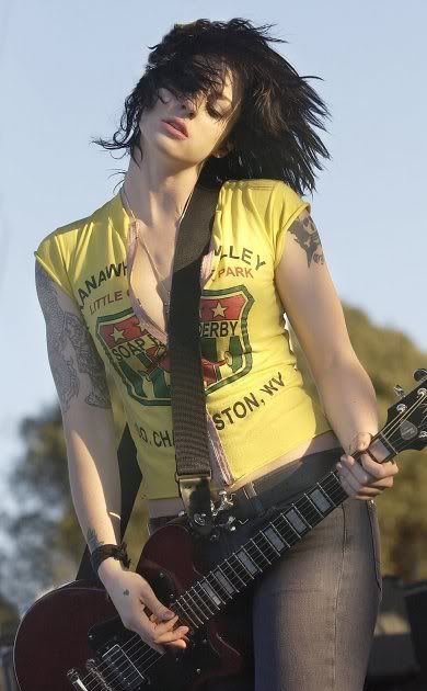 brody dalle in yellow Pictures, Images and Photos