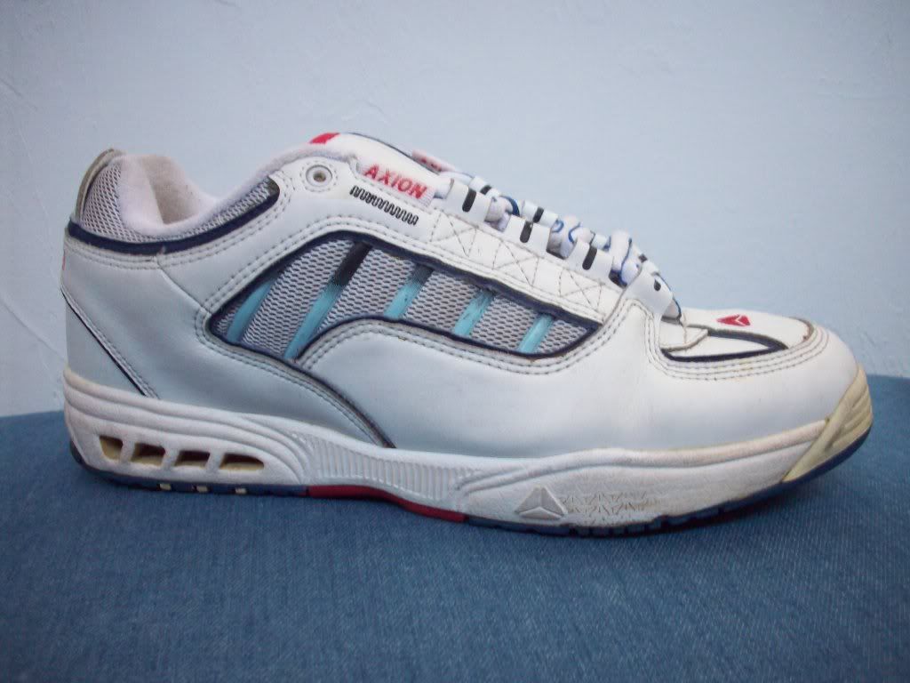 tenis axion