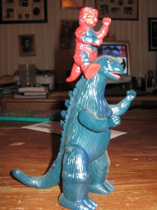 the first godzilla toy