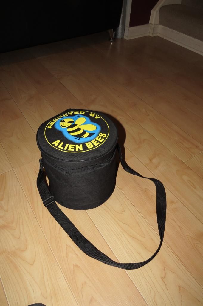 IMAGE: http://i44.photobucket.com/albums/f25/sidebdj/IMG_4773.jpg