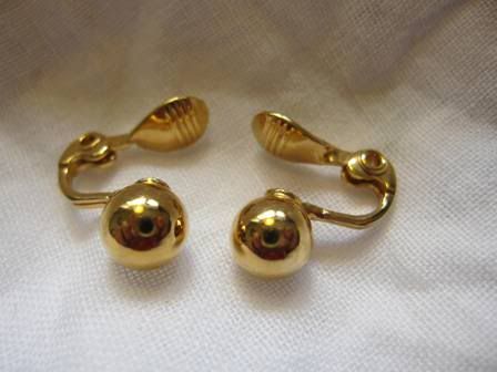 Monet Earrings on Monet Jewelry   Gold Plated Gold Clip On Ball Earrings