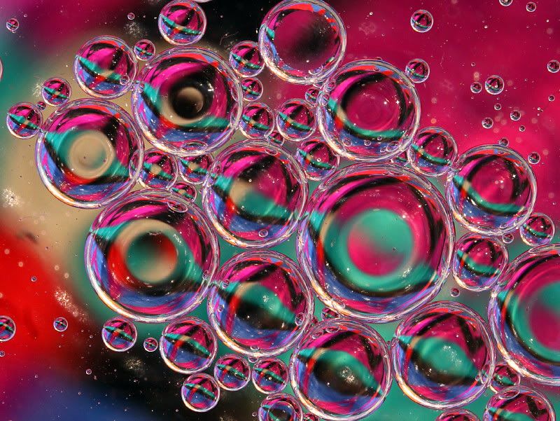 Pretty Bubbles -- Macro in photography-on-the.net forums