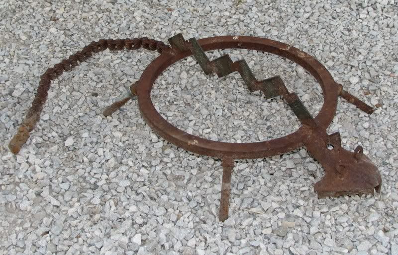 IMAGE: http://i44.photobucket.com/albums/f31/Edd_S/junk1.jpg