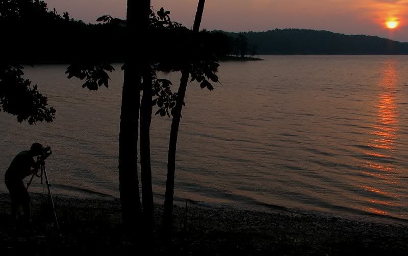 IMAGE: http://i44.photobucket.com/albums/f31/Edd_S/shore1.jpg