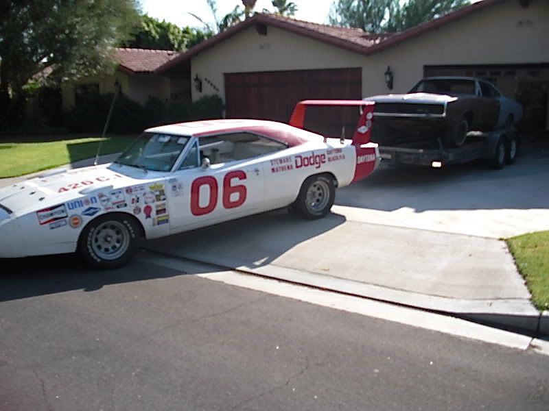 [Image: Joe%20Towing%20My%2070%20Charger_zpscdvbyli9.jpg]