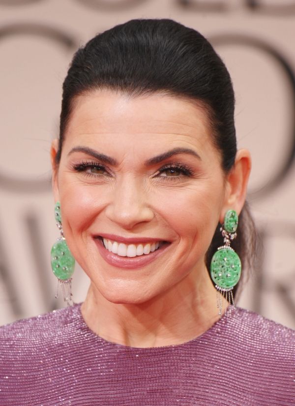 600full julianna margulies zpsabea18b3original