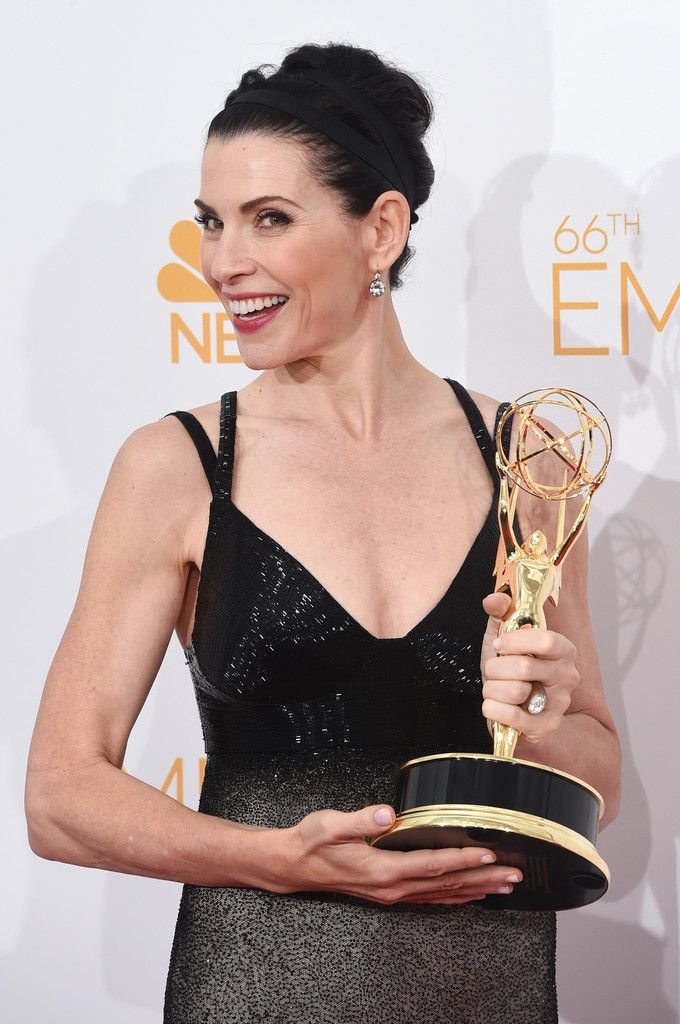 JuliannaMargulies66thAnnualPrimetimeEmmyDCJxqBrlOdbx zps0997e713original