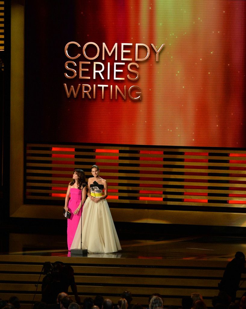 ZooeyDeschanel66thAnnualPrimetimeEmmymRveS3gcGzFx zpsec8b501doriginal - Zooey Deschanel Resimleri ZooeyDeschanel66thAnnualPrimetimeEmmymRveS3gcGzFx zpsec8b501doriginal