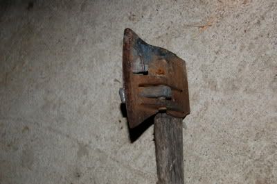 splitting wood by hand... wedge or grenade? - Homesteading Questions