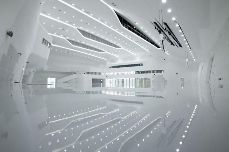  photo dongdaemun-design-park-plaza-by-zaha-hadid-designboom-10_zps4478a24c.jpg