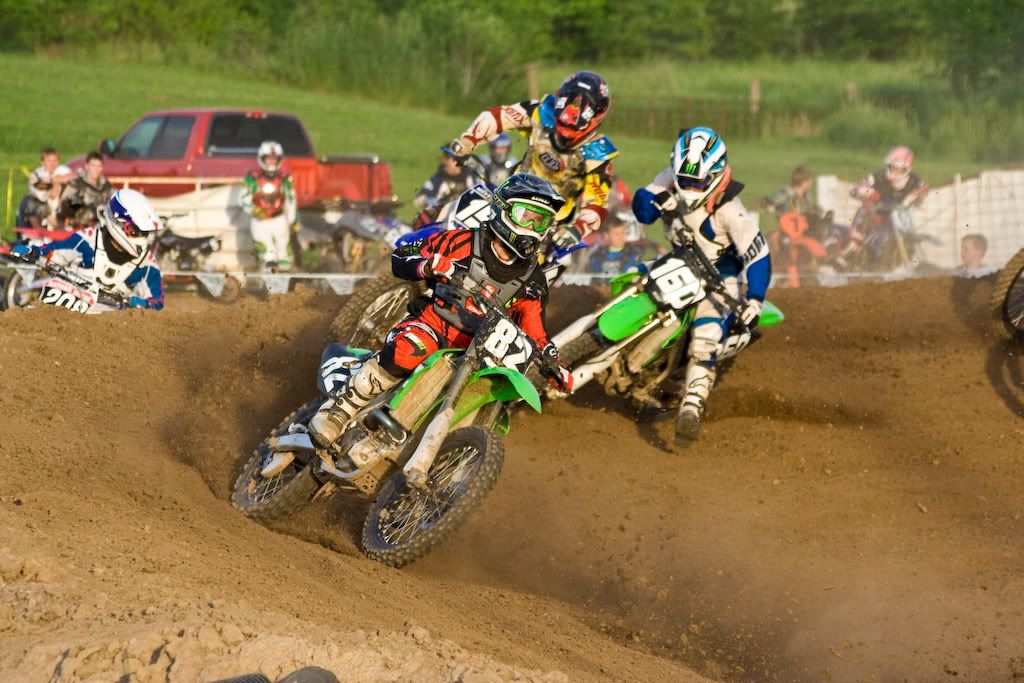 IMAGE: http://i44.photobucket.com/albums/f39/sethmo38/Motorcycles/Middlecreek%20Moto%20X%205-31-2008/IMG_6248.jpg