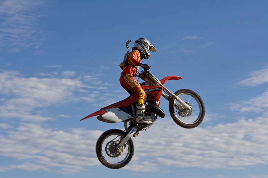 IMAGE: http://i44.photobucket.com/albums/f39/sethmo38/Motorcycles/Middlecreek%20Moto%20X%206-14-2008/IMG_6535.jpg