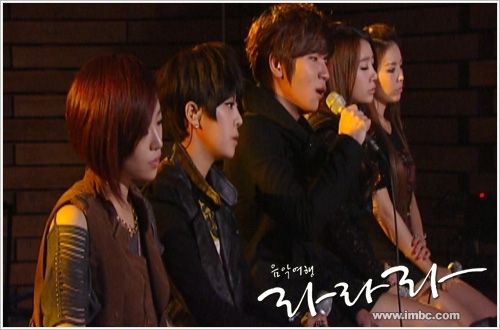 lalala_bbs0310010416160303ENTERTAIN0_zps