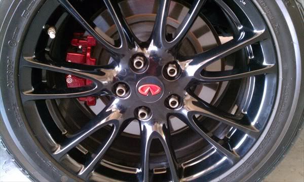 G35WhlCap.jpg