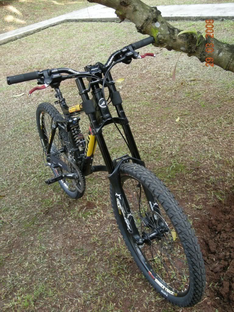 giant dual fit air bike