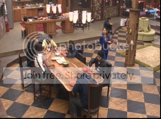 photo 2Capture_zps1d45f613.jpg