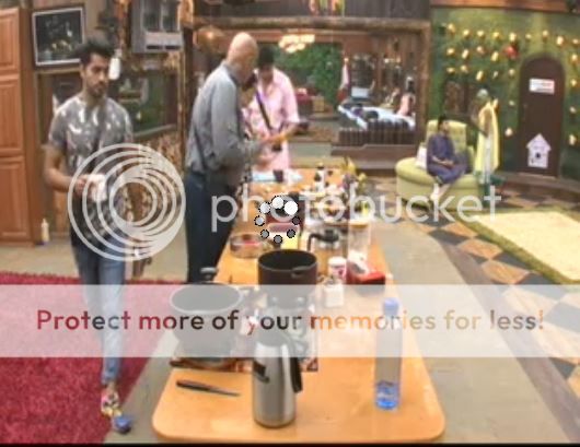 photo Capture_zps3daf19c2.jpg