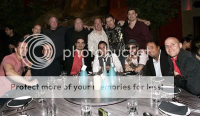 http://i44.photobucket.com/albums/f9/BackstreetPride/Howie/Bachelor%20Party%20Nov%2017/15151338.jpg?t=1195589317